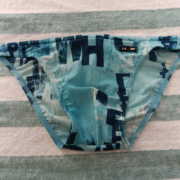 (*) RARE VINTAGE 1" HOM SWIM BRIEF, SIZE 30- 32", LIGHT BLUE PATTERN (Pre-Owned) - Picture 1 of 9